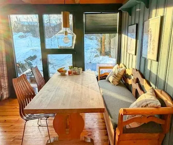 6 Bed Traditional Mountain In Geilo - Close To Skiing And Hiking Tatil Evi